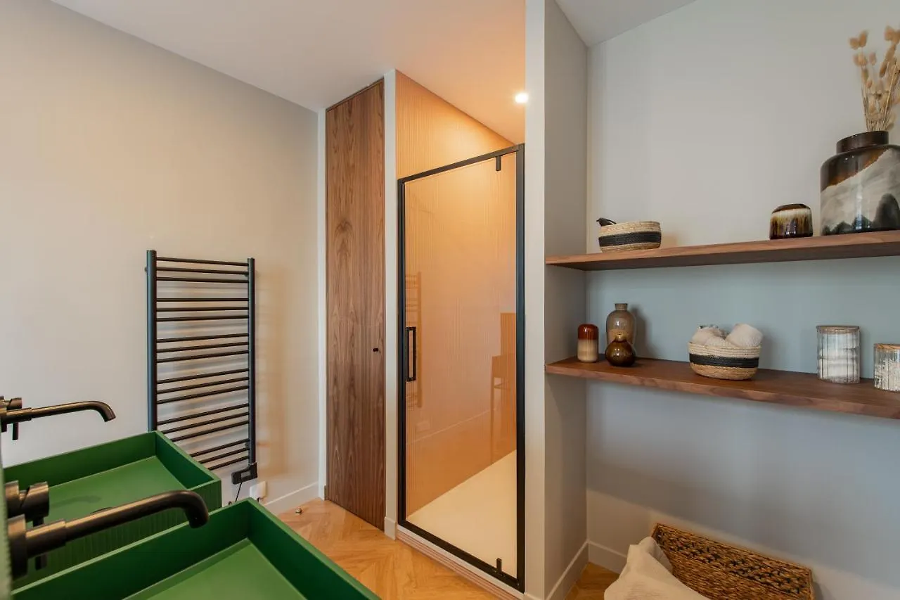 The New Suites, Centre 아파트